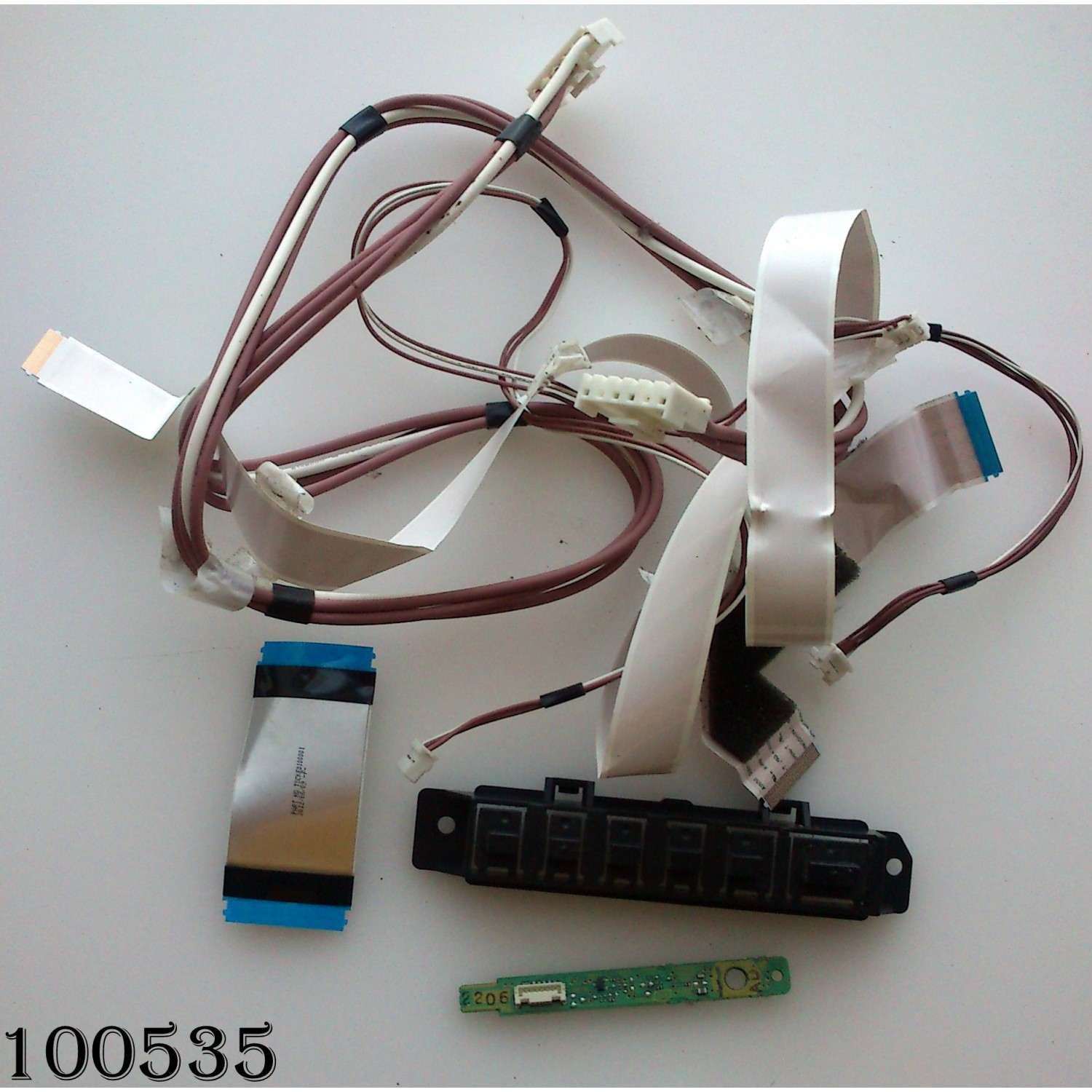 KIT DE CABLES PARA TV / PANASONIC TC-P42X5